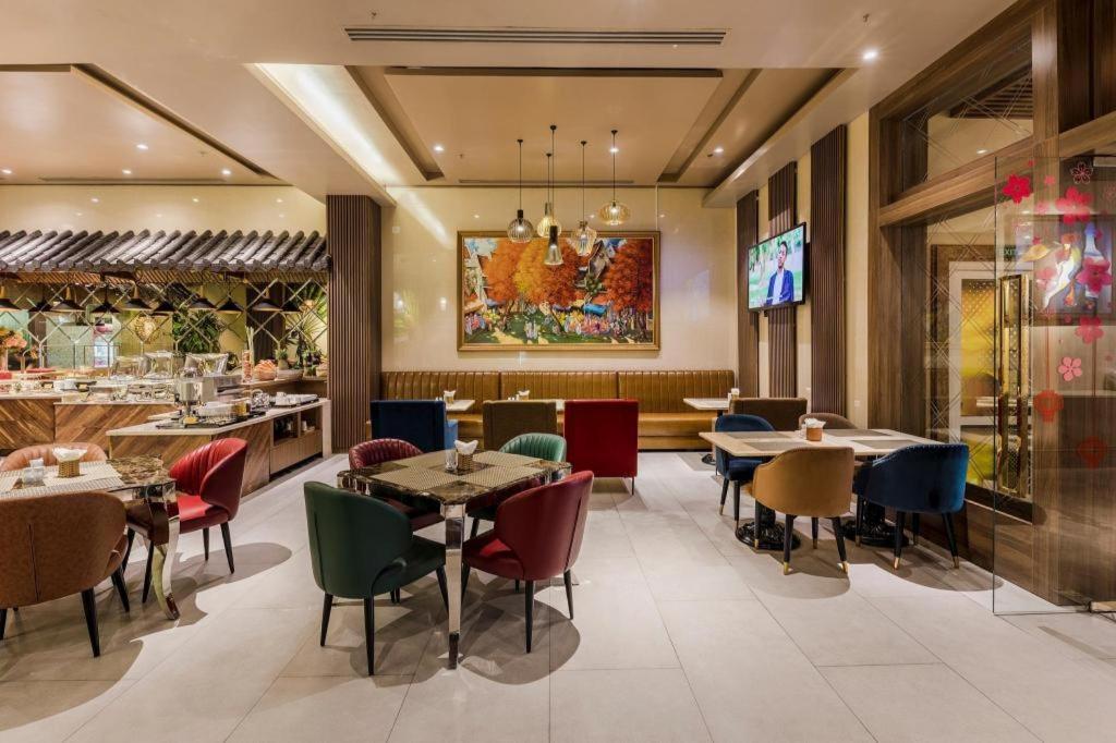 Sunflower Cbq Hotel Хошимін Екстер'єр фото