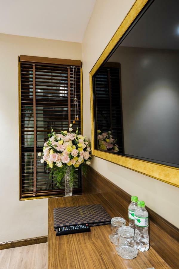 Sunflower Cbq Hotel Хошимін Екстер'єр фото
