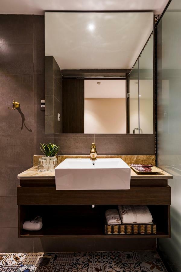 Sunflower Cbq Hotel Хошимін Екстер'єр фото