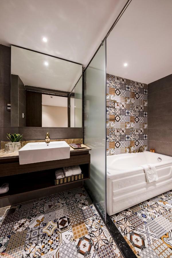 Sunflower Cbq Hotel Хошимін Екстер'єр фото