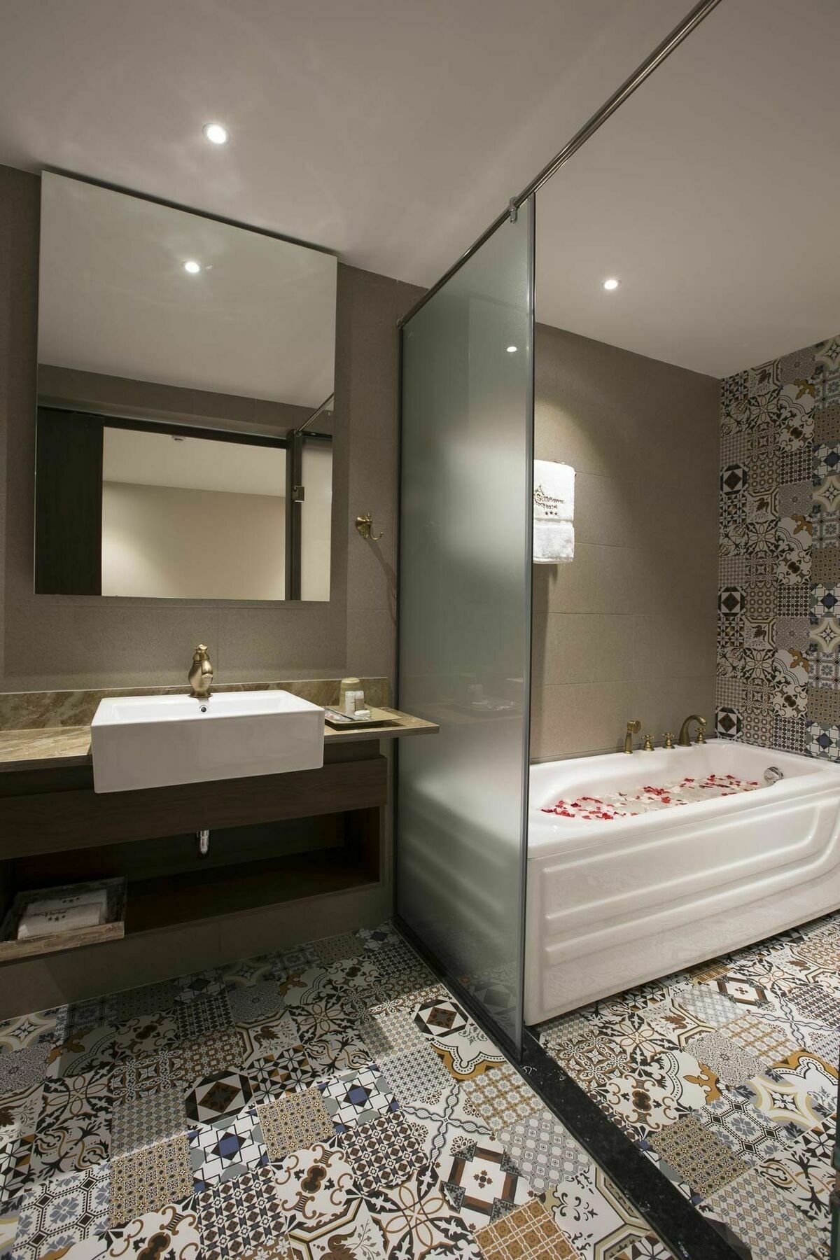 Sunflower Cbq Hotel Хошимін Екстер'єр фото